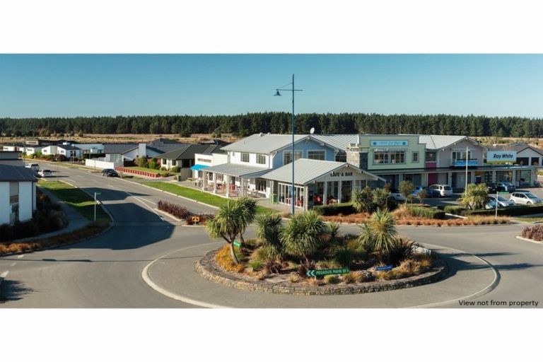 Photo of property in 75 Te Hurunui Drive, Pegasus, 7612
