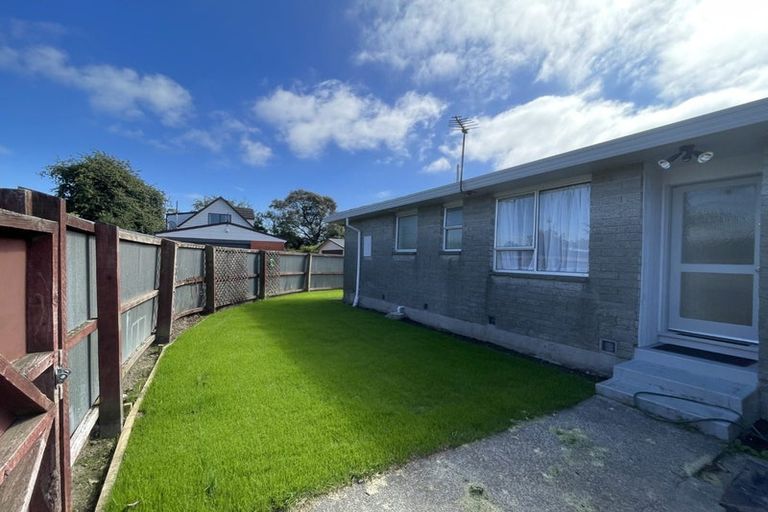 Photo of property in 62 Mackenzie Avenue, Woolston, Christchurch, 8023
