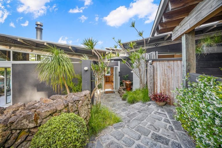 Photo of property in 361h Paremoremo Road, Paremoremo, Auckland, 0632