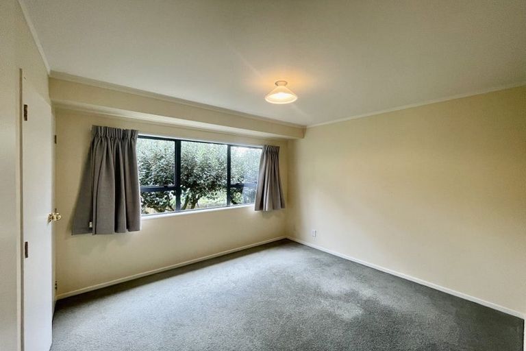 Photo of property in 35 Peretao Rise, The Gardens, Auckland, 2105