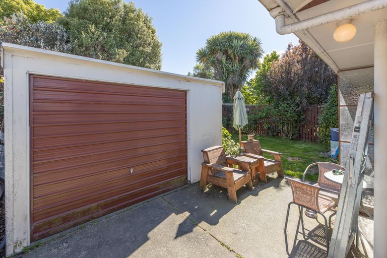 Photo of property in 2a Wentworth Street, Ilam, Christchurch, 8041