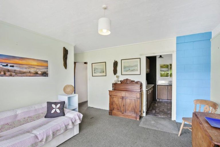 Photo of property in 1/1 Harland Street, Brooklyn, Wellington, 6021