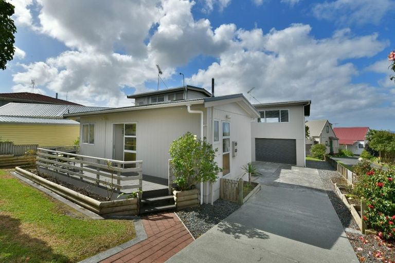 Photo of property in 26 Kawau View Road, Snells Beach, 0920