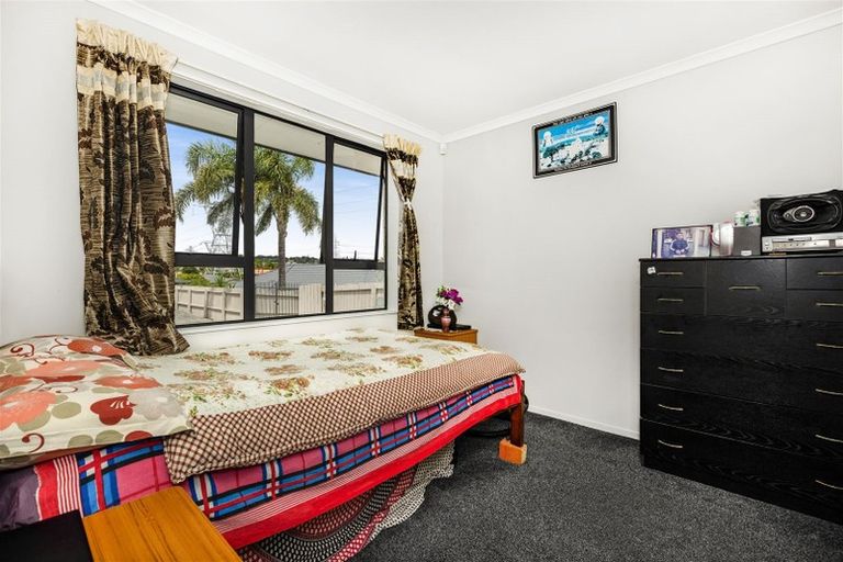 Photo of property in 46 Robin Brooke Drive, Flat Bush, Auckland, 2019