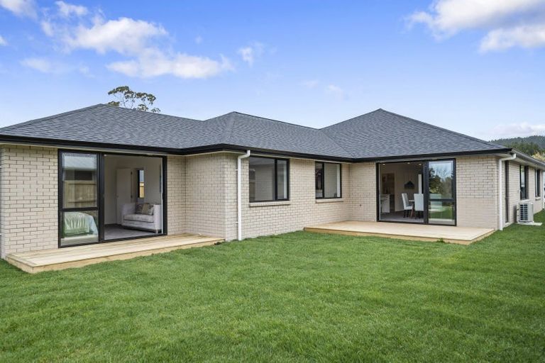 Photo of property in 15 Lloyd Crescent, Pukehangi, Rotorua, 3015