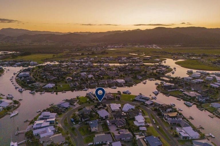 Photo of property in 22 Aquila Drive, Whitianga, 3510