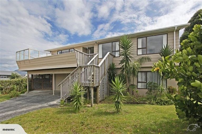 Photo of property in 3 Caroline Heights, Omaha, 0986