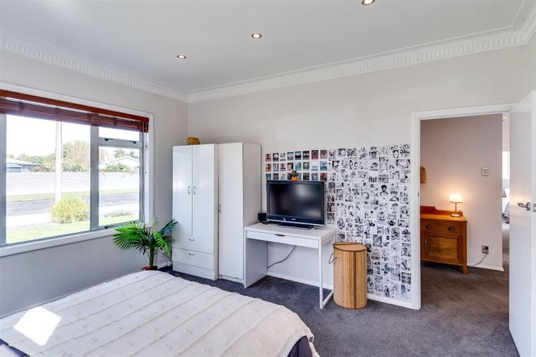 Photo of property in 43 Sanders Avenue, Marewa, Napier, 4110