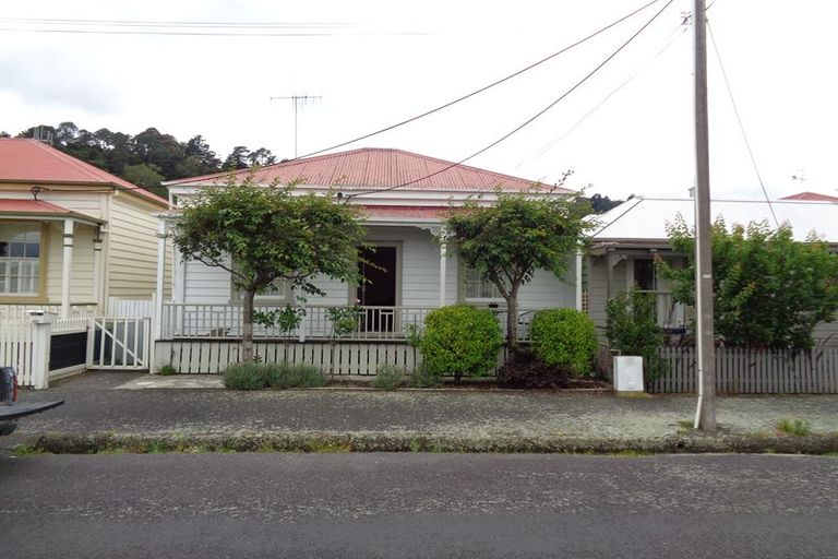 Photo of property in 204 Kirkwood Street, Thames, 3500