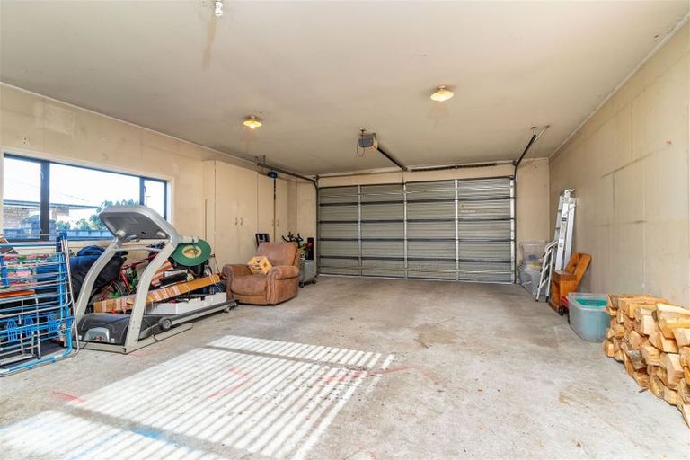 Photo of property in 49 Centennial Avenue, Milton, 9220