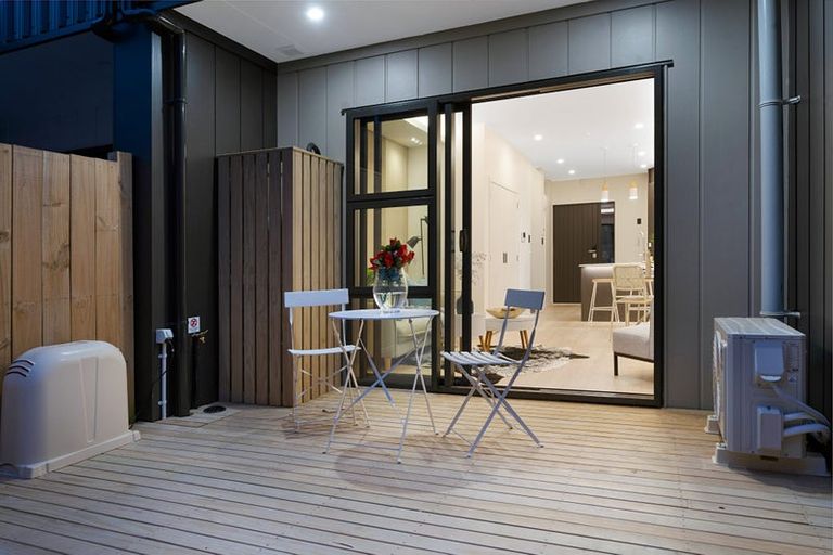 Photo of property in 9/52 Newington Road, Henderson, Auckland, 0612