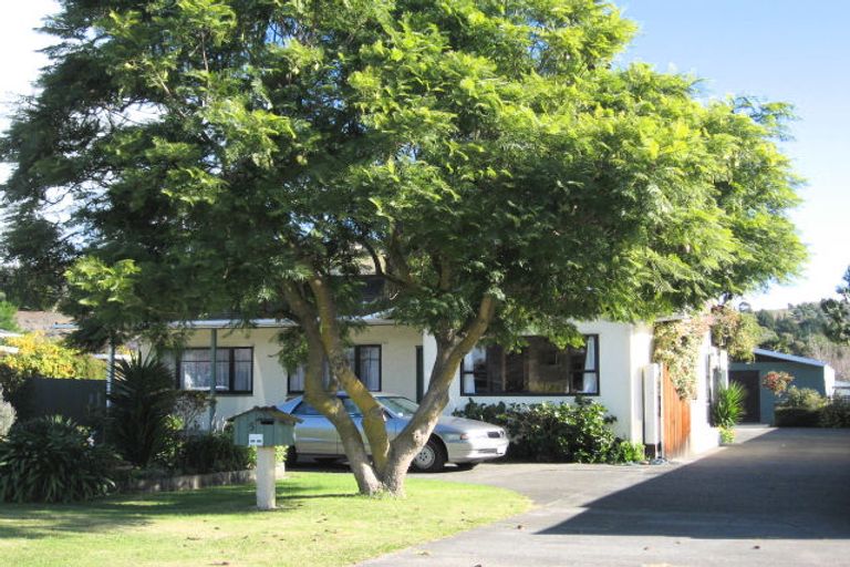 Photo of property in 5 Travis Street, Taradale, Napier, 4112