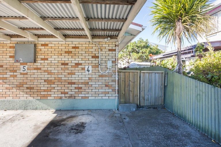 Photo of property in 4/120 Featherston Street, Palmerston North, 4410