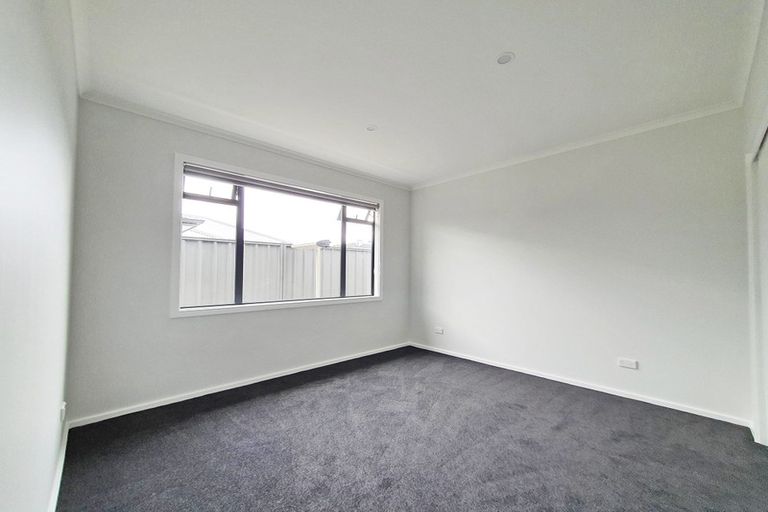 Photo of property in 12 Gee Place, Taradale, Napier, 4112