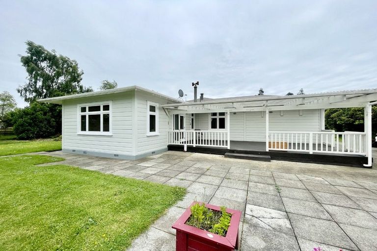 Photo of property in 117 Cd Farm Road, Levin, 5571