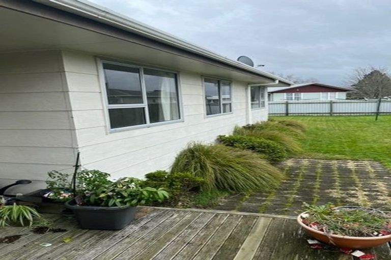 Photo of property in 50 Browning Crescent, Owhata, Rotorua, 3010