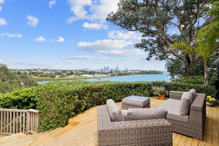 Photo of property in 83 Ngataringa Road, Devonport, Auckland, 0624