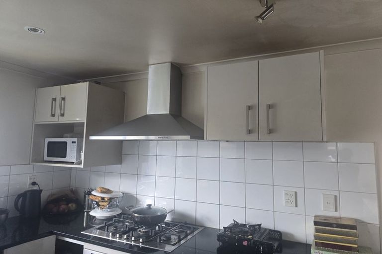 Photo of property in 49b Cambridge Terrace, Papatoetoe, Auckland, 2025