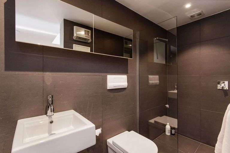 Photo of property in 114 Caledonian Road, St Albans, Christchurch, 8014