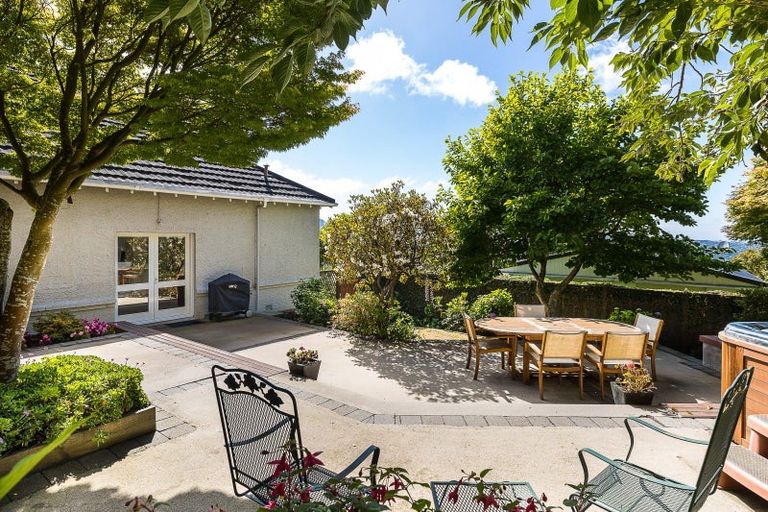 Photo of property in 14 Garfield Avenue, Roslyn, Dunedin, 9010