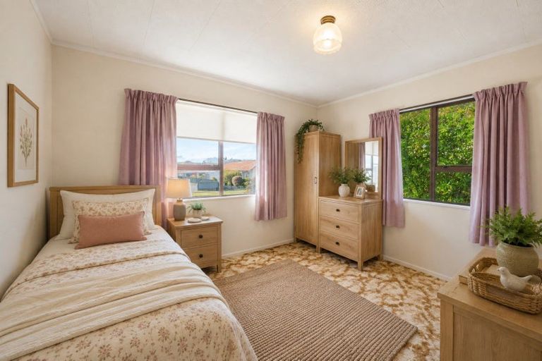 Photo of property in 2 Stiles Avenue, Waipukurau, 4200
