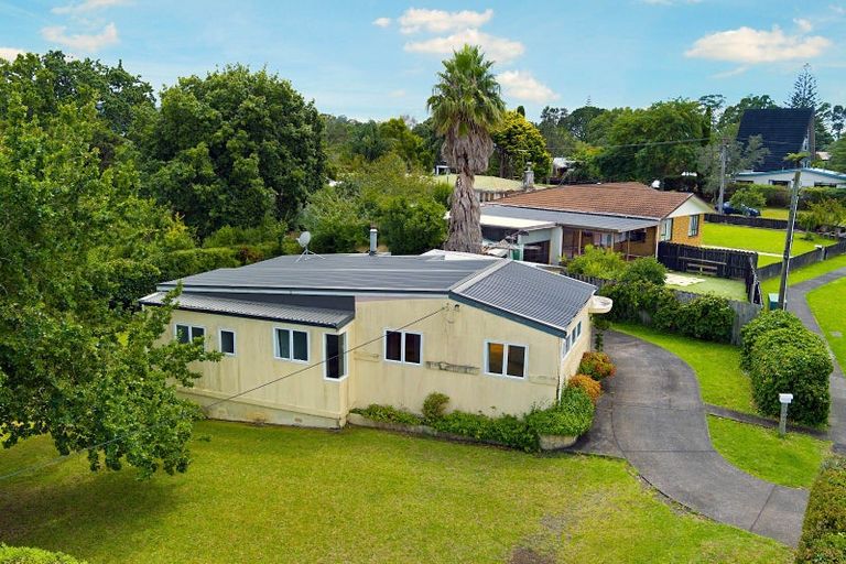 Photo of property in 28 Ferry Parade, Herald Island, Auckland, 0618