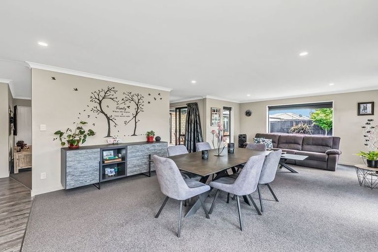 Photo of property in 13 Cressy Place, Darfield, 7510