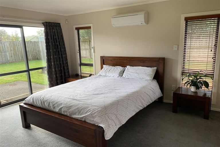 Photo of property in 180 Kilkenny Drive, East Tamaki Heights, Auckland, 2016