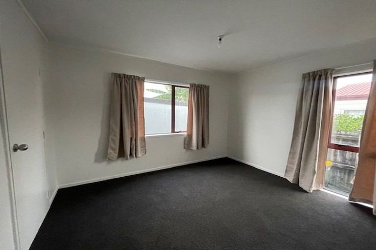 Photo of property in 1/21 Solveig Place, Randwick Park, Auckland, 2105