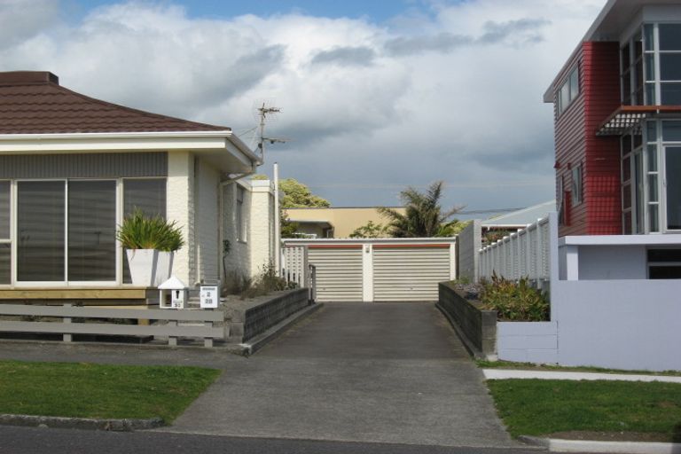 Photo of property in 1/30 Hamblyn Street, Strandon, New Plymouth, 4312