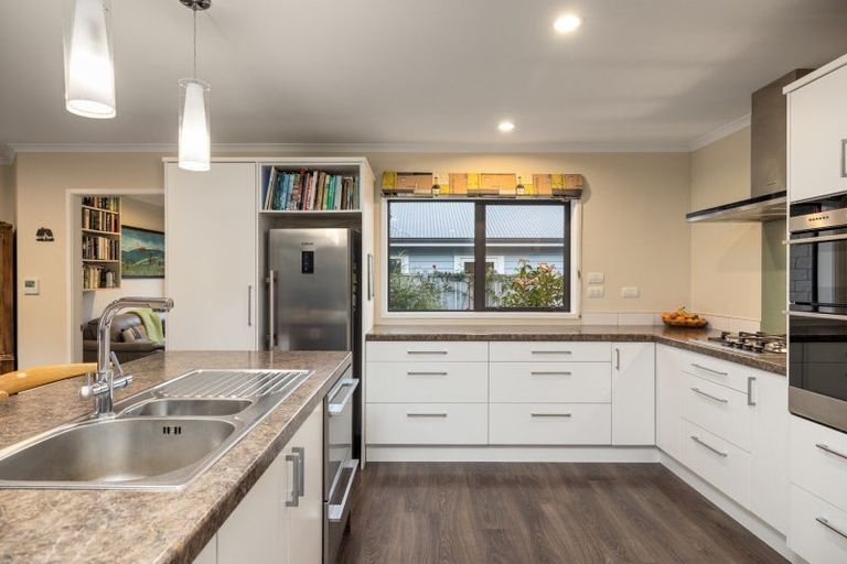 Photo of property in 153 Oteki Park Drive, Welcome Bay, Tauranga, 3112