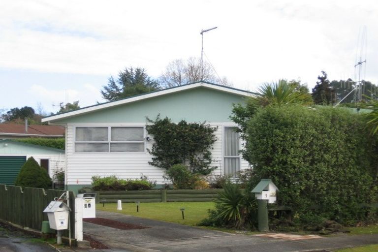 Photo of property in 3 Rothesay Place, Dinsdale, Hamilton, 3204