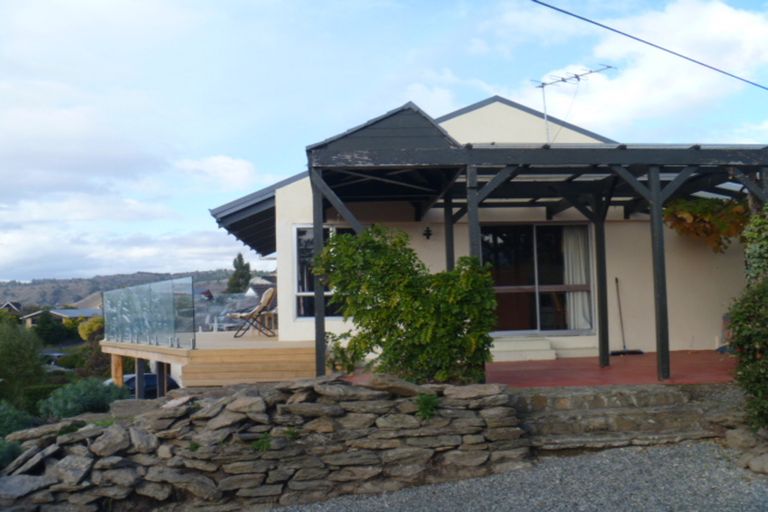 Photo of property in 4a Lanes Road, Bridge Hill, Alexandra, 9320