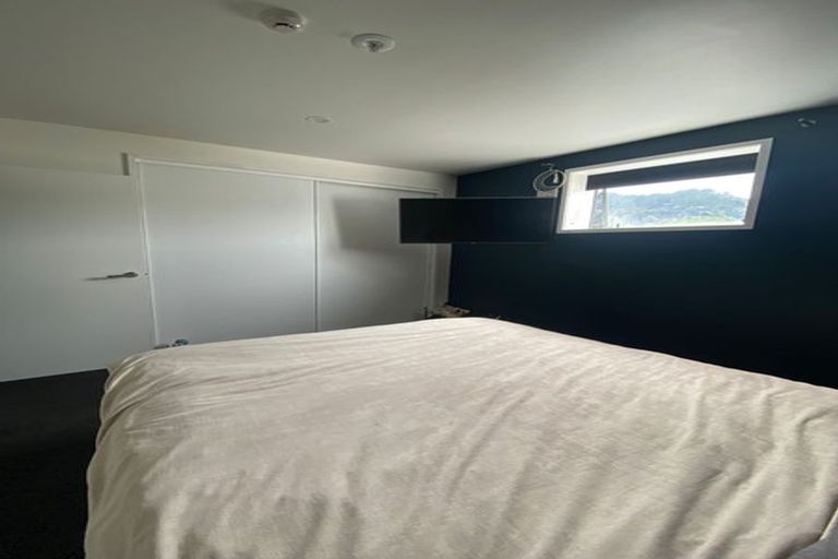 Photo of property in Quantum On Thorndon Quay, 7/163a Thorndon Quay, Pipitea, Wellington, 6011