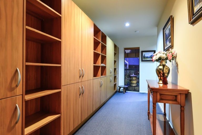 Photo of property in 21 Glen Cree Avenue, Rototuna, Hamilton, 3210