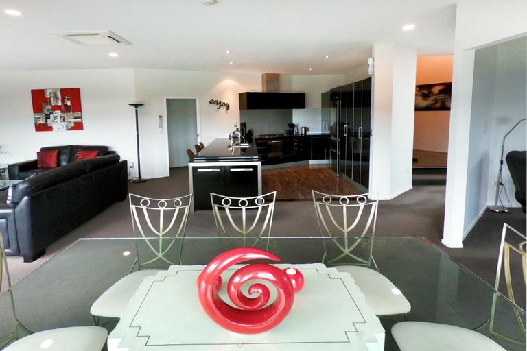 Photo of property in 49 Aberdeen Crescent, Wattle Downs, Auckland, 2103