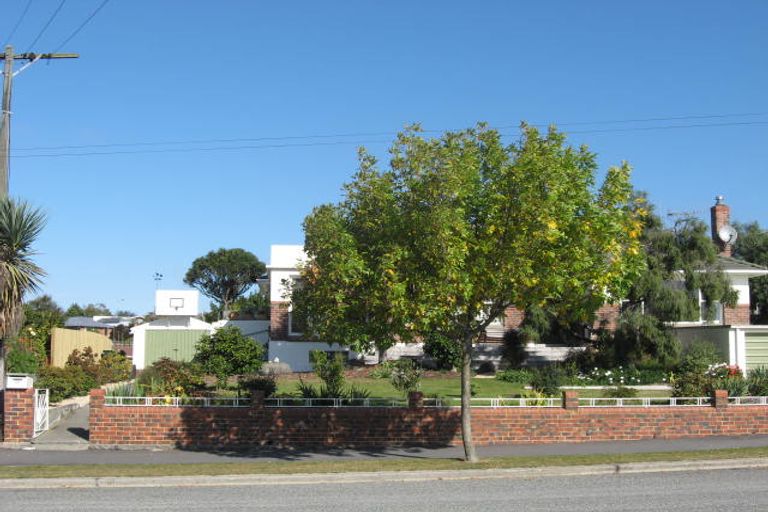 Photo of property in 28 Macdonald Street, Waimataitai, Timaru, 7910