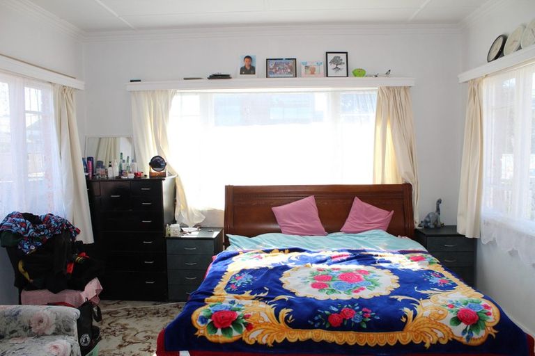 Photo of property in 16 Vine Street, Mangere East, Auckland, 2024