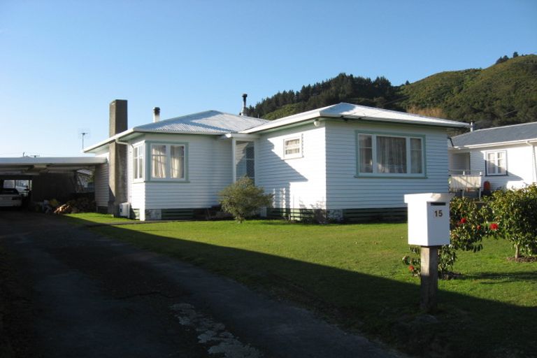 Photo of property in 15 Petrie Street, Wainuiomata, Lower Hutt, 5014