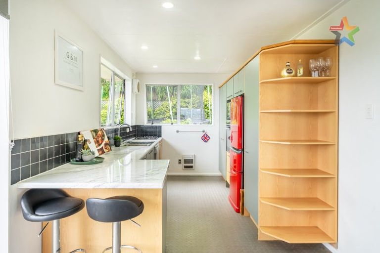 Photo of property in 50 Acacia Avenue, Maungaraki, Lower Hutt, 5010