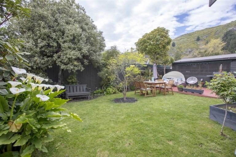 Photo of property in 35 Campbell Street, Sumner, Christchurch, 8081