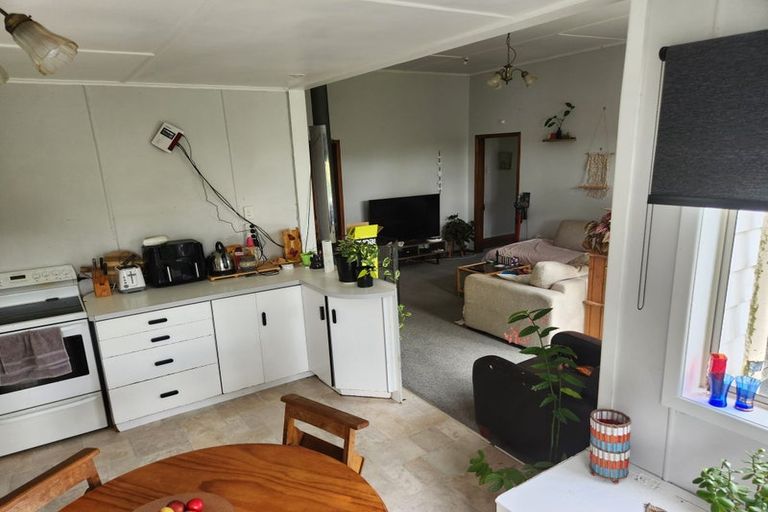 Photo of property in 465 Ohanga Road, Onaero, Urenui, 4383