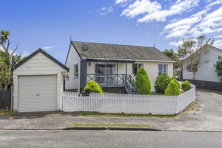 Photo of property in 9 Mako View, Titahi Bay, Porirua, 5022