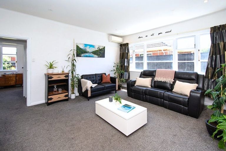 Photo of property in 35 Tilford Street, Woolston, Christchurch, 8062