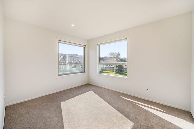 Photo of property in 1058 High Street, Avalon, Lower Hutt, 5011