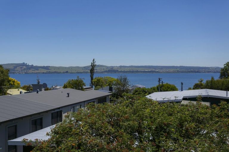 Photo of property in 79 Rainbow Drive, Rainbow Point, Taupo, 3330