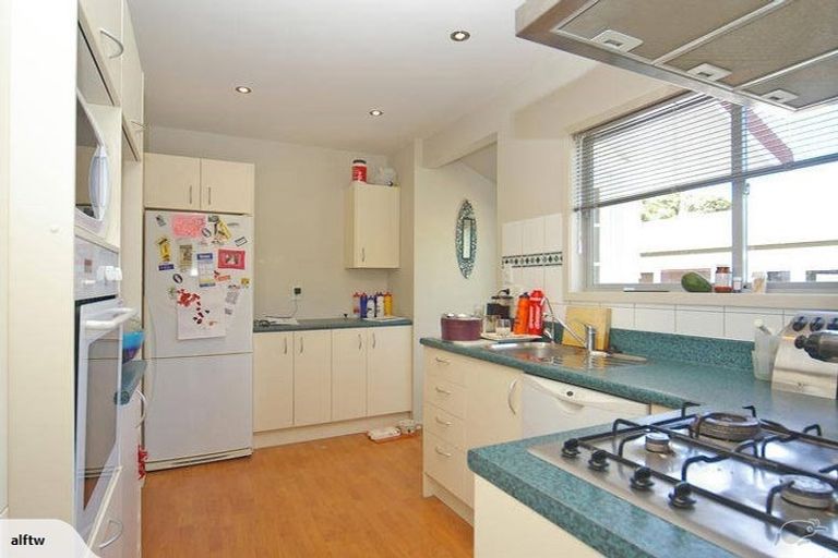 Photo of property in 96 Awarua Street, Ngaio, Wellington, 6035