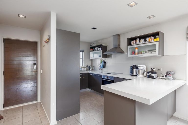 Photo of property in 10/9 Georgia Terrace, Albany, Auckland, 0632