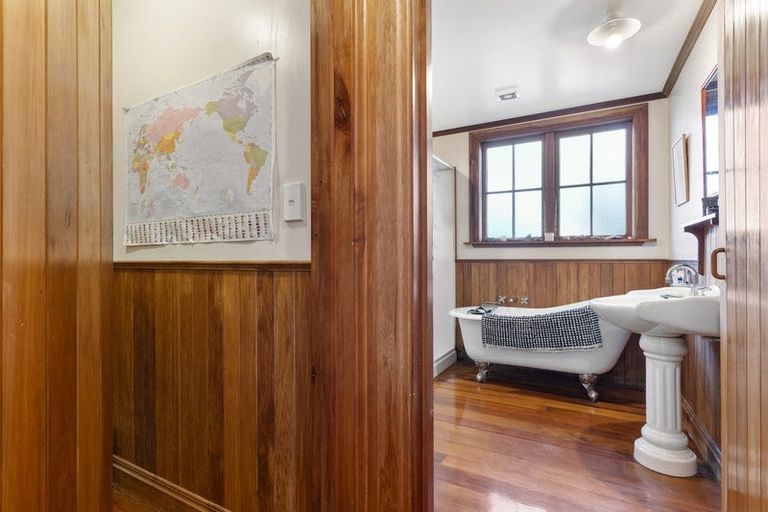 Photo of property in 68 Kent Street, Carterton, 5713