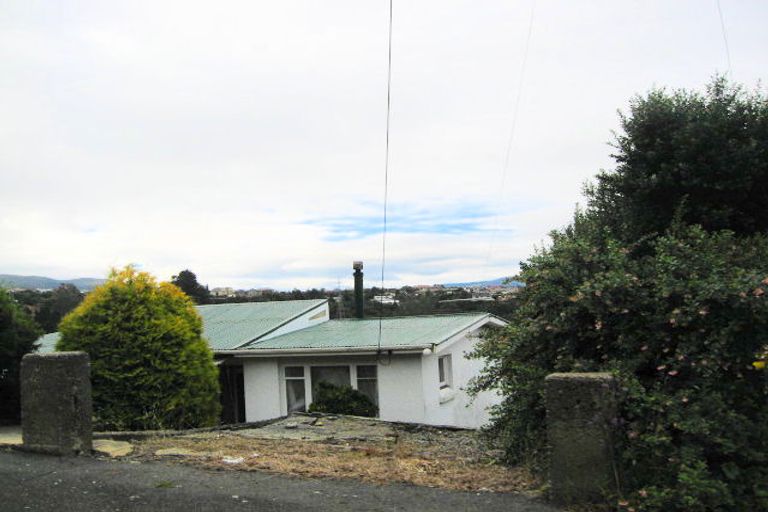 Photo of property in 18 Columba Avenue, Calton Hill, Dunedin, 9012